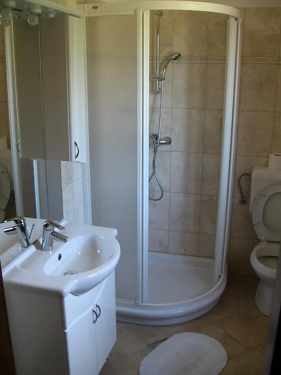 Guest House Caterina Porec 3*,